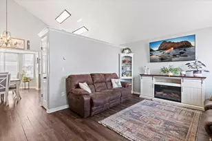 1149 W 1520 N, Clinton, UT 84015 - Photo 5