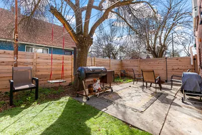 105 E 600 N, Logan, UT 84321 - Photo 23