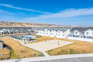 1204 W Patchwork Dr, Santaquin, UT 84655 - Photo 33