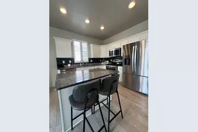 9572 S Lea Heather Way, West Jordan, UT 84081 - Photo 3