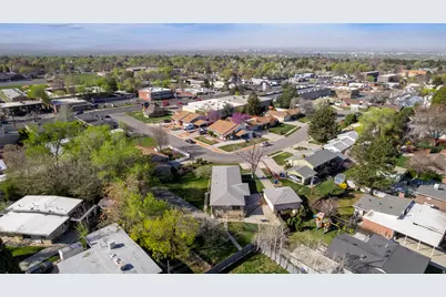 3215 S 2100 St E, Millcreek, UT 84109 - Photo 9