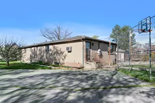 3215 S 2100 St E, Millcreek, UT 84109 - Photo 41