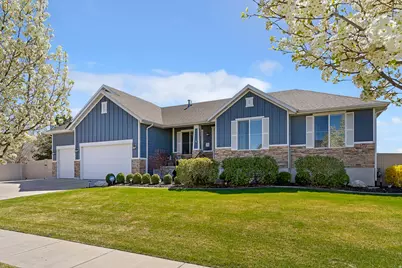 629 Mare Dr, Kaysville, UT 84037 - Photo 3