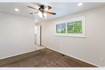 125 W 525 N, Kaysville, UT 84037 - Photo 17