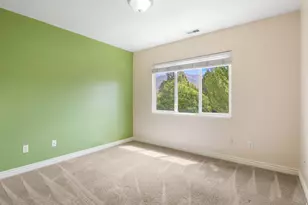 668 E Clearwater Dr, Layton, UT 84041 - Photo 25