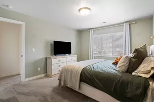 668 E Clearwater Dr, Layton, UT 84041 - Photo 19