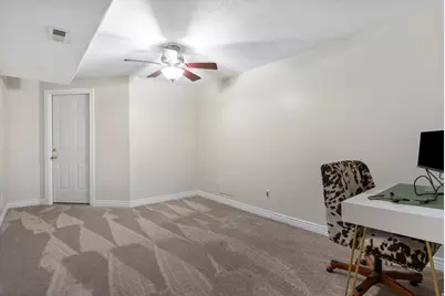 668 E Clearwater Dr, Layton, UT 84041 - Photo 31