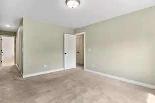 668 E Clearwater Dr, Layton, UT 84041 - Photo 21