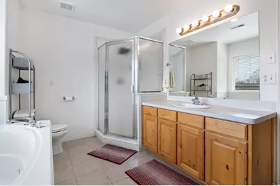 668 E Clearwater Dr, Layton, UT 84041 - Photo 21