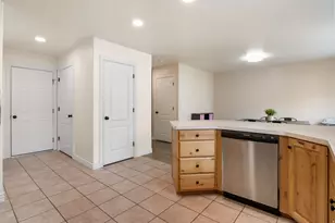 668 E Clearwater Dr, Layton, UT 84041 - Photo 17