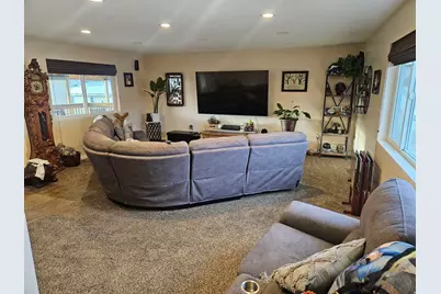 138 W Golden Ave, Layton, UT 84041 - Photo 7