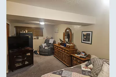 138 W Golden Ave, Layton, UT 84041 - Photo 11