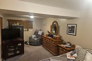 138 W Golden Ave, Layton, UT 84041 - Photo 11