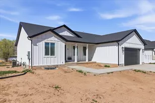 161 N 200 W, Levan, UT 84639 - Photo 15