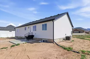 161 N 200 W, Levan, UT 84639 - Photo 19