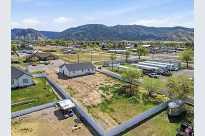 161 N 200 W, Levan, UT 84639 - Photo 9