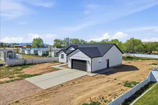 161 N 200 W, Levan, UT 84639 - Photo 3