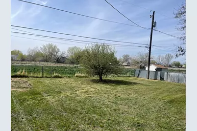 5301 S 2675 W, Roy, UT 84067 - Photo 5