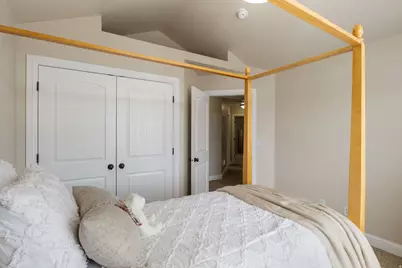 1733 N Lyndi Ln, Saratoga Springs, UT 84045 - Photo 31