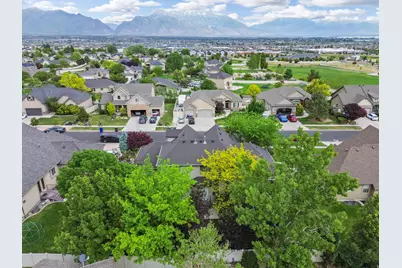 1733 N Lyndi Ln, Saratoga Springs, UT 84045 - Photo 11