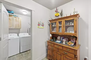 419 S 1250 E, Hyrum, UT 84319 - Photo 15