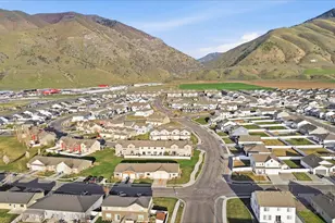 419 S 1250 E, Hyrum, UT 84319 - Photo 23