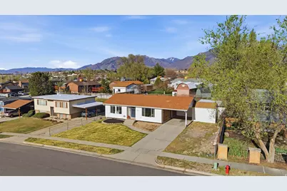 10517 S Larkspur Dr, Sandy, UT 84094 - Photo 35