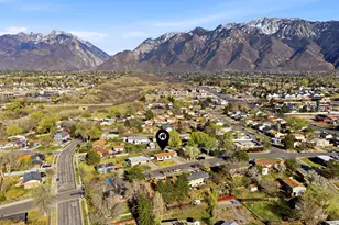 10517 S Larkspur Dr, Sandy, UT 84094 - Photo 29