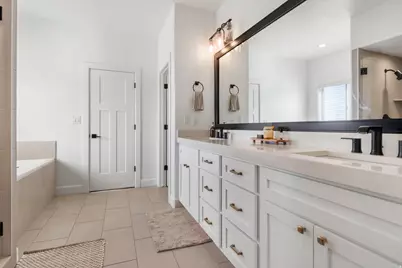 163 N 750 W, Springville, UT 84663 - Photo 17