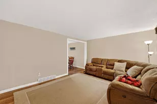 976 E 500 N, Ogden, UT 84404 - Photo 5