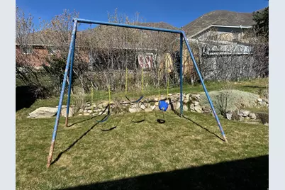 243 Balsam Dr, Centerville, UT 84014 - Photo 29