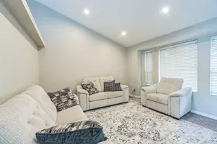 910 W Brandermill Cv S, Murray, UT 84123 - Photo 9