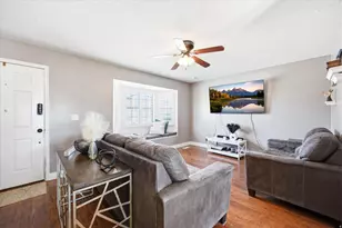 6831 S Fox Ridge Way, West Jordan, UT 84081 - Photo 7