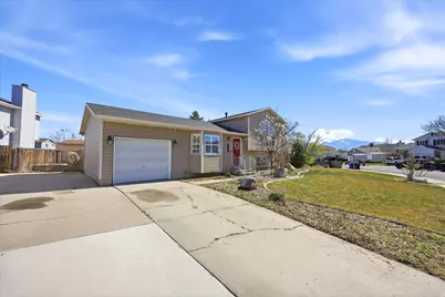 6831 S Fox Ridge Way, West Jordan, UT 84081 - Photo 3