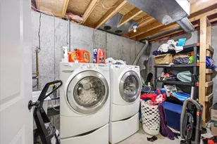 6831 S Fox Ridge Way, West Jordan, UT 84081 - Photo 21