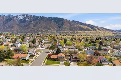 11865 S Maple Ridge Rd E, Sandy, UT 84094 - Photo 43