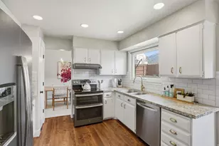 11865 S Maple Ridge Rd E, Sandy, UT 84094 - Photo 7