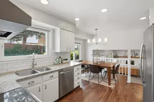 11865 S Maple Ridge Rd E, Sandy, UT 84094 - Photo 9