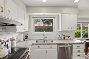 11865 S Maple Ridge Rd E, Sandy, UT 84094 - Photo 11