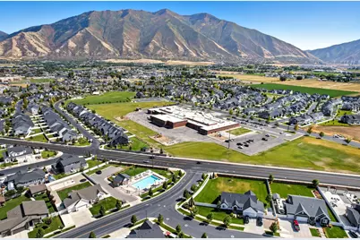 572 S Chamberlain St, Mapleton, UT 84664 - Photo 41