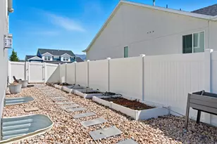 572 S Chamberlain St, Mapleton, UT 84664 - Photo 41