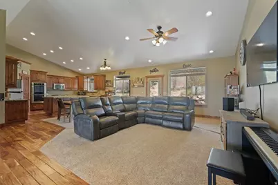 342 Chokecherry Cir, Richmond, UT 84333 - Photo 5