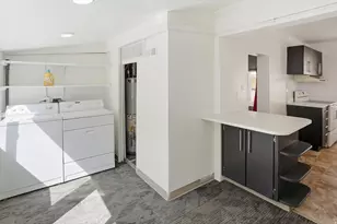 2259 S 800 E, Salt Lake City, UT 84106 - Photo 11