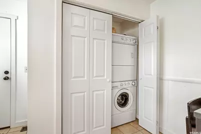 12669 S Old Fort Dr, Riverton, UT 84065 - Photo 9