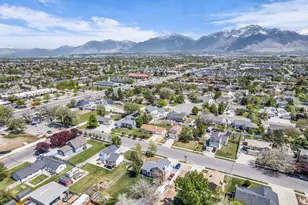 12669 S Old Fort Dr, Riverton, UT 84065 - Photo 31