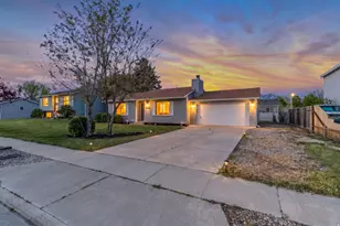 12669 S Old Fort Dr, Riverton, UT 84065 - Photo 1