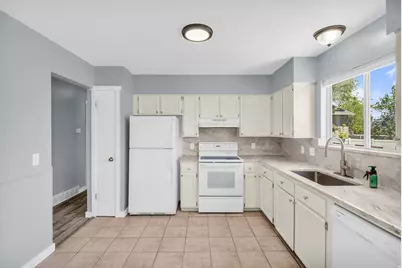 12669 S Old Fort Dr, Riverton, UT 84065 - Photo 9