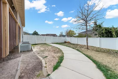 1901 Saddleback Dr, Enoch, UT 84721 - Photo 41