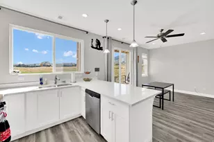 37 E Chip Shot Loop, Saratoga Springs, UT 84045 - Photo 9