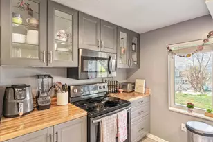 11940 S Pineridge Rd, Sandy, UT 84094 - Photo 37